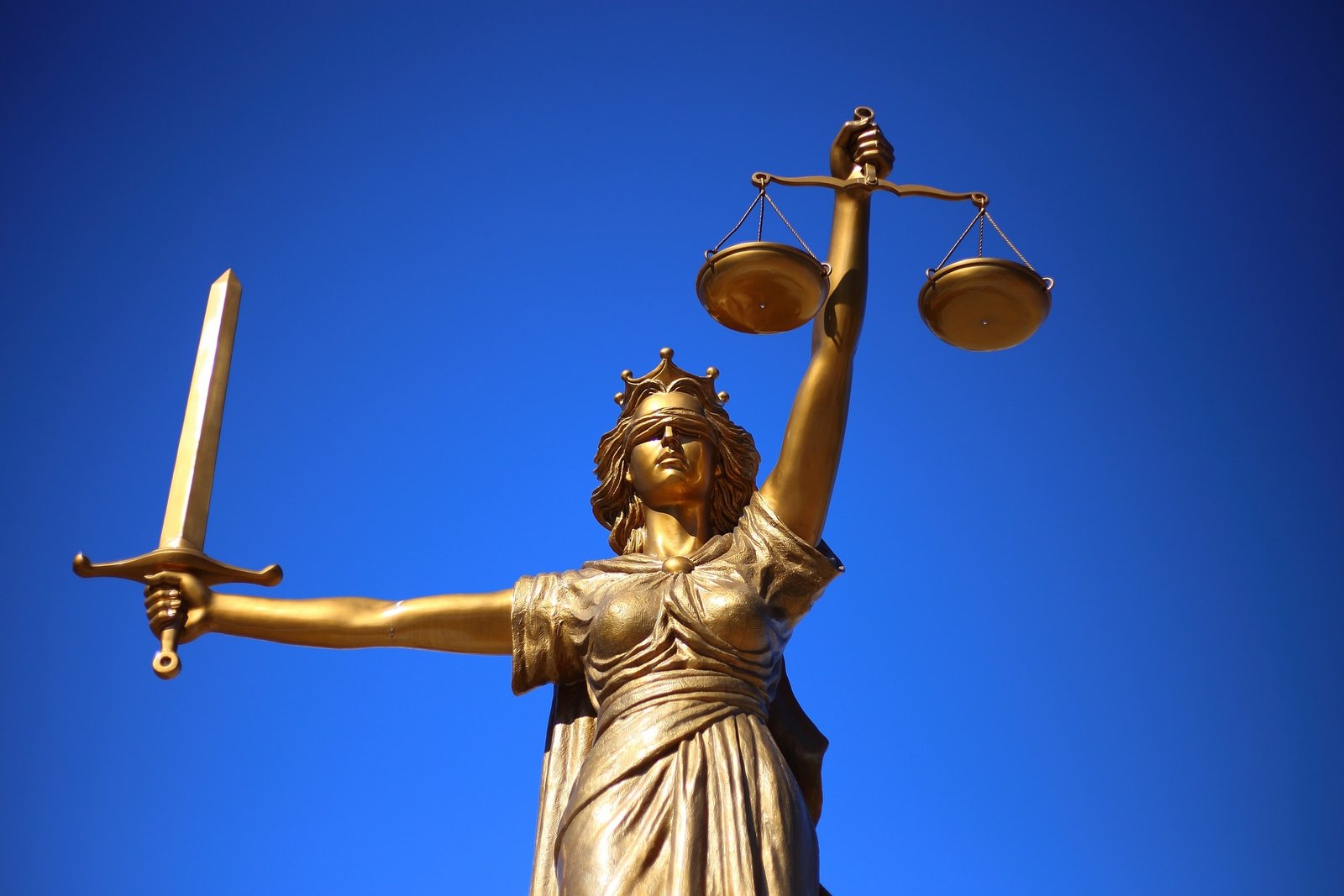 Federal judiciary says 'FU' to public defender in victory for ... justice?